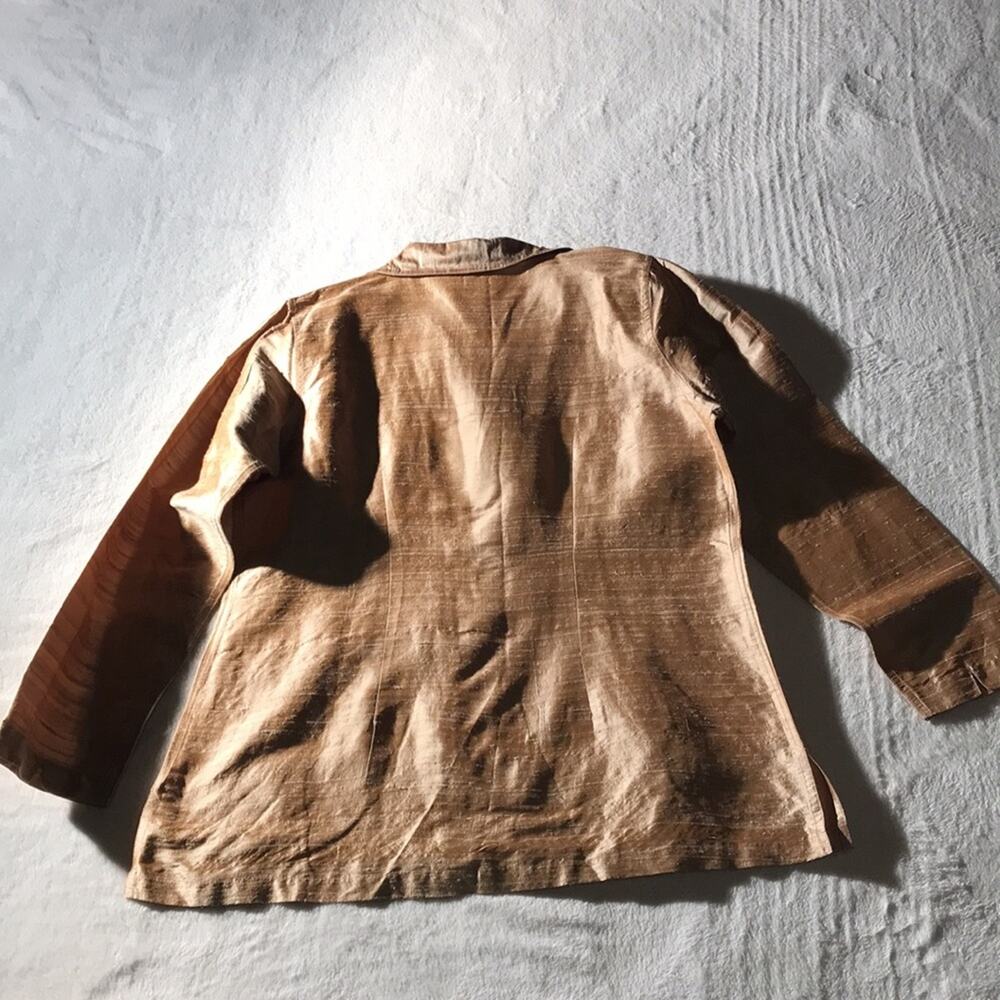 Travel Smith Gold Pure Silk Blouse. L - Picture 4 of 4